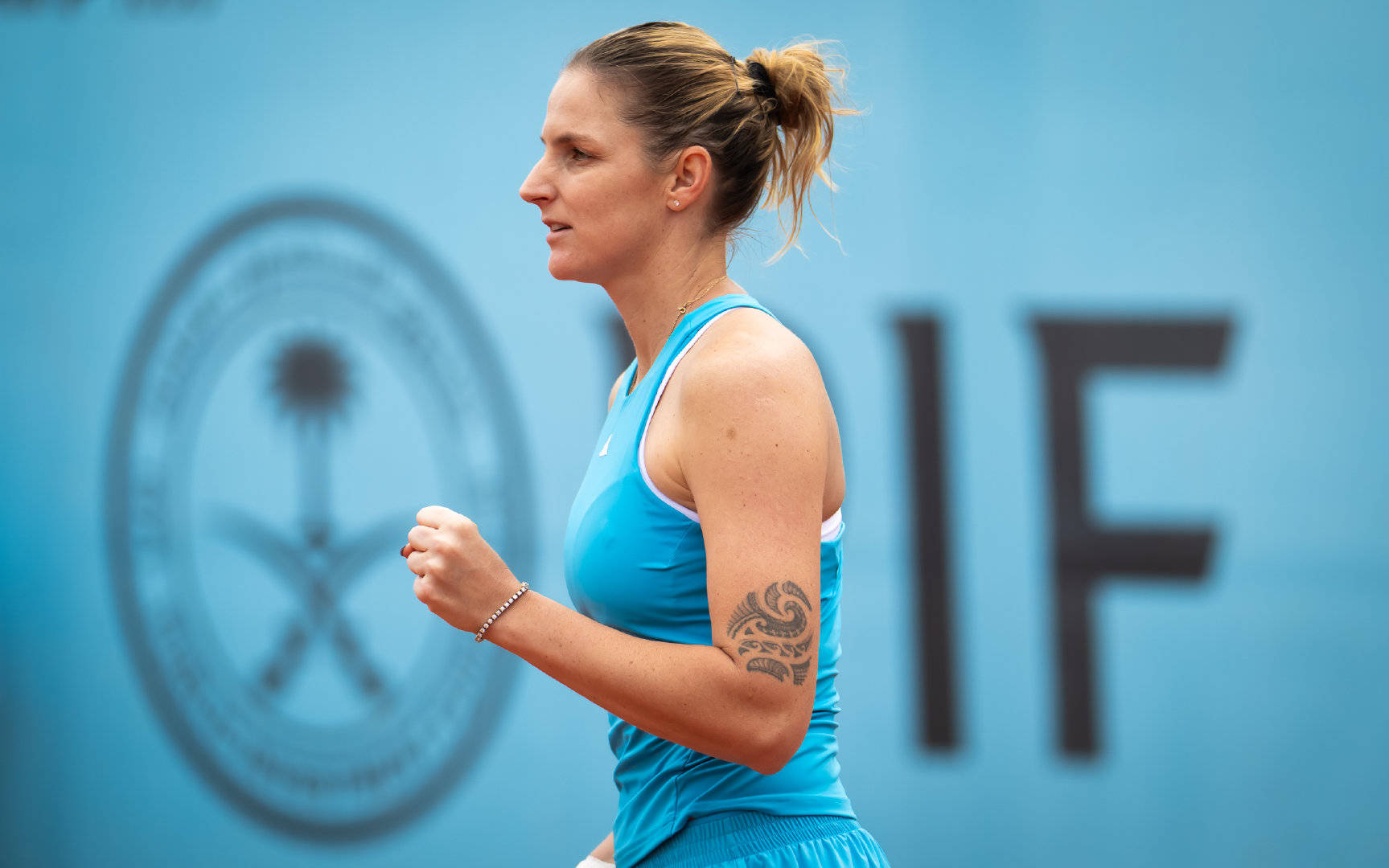 逆风翻盘，卡·普利斯科娃在马德里的重生宣告